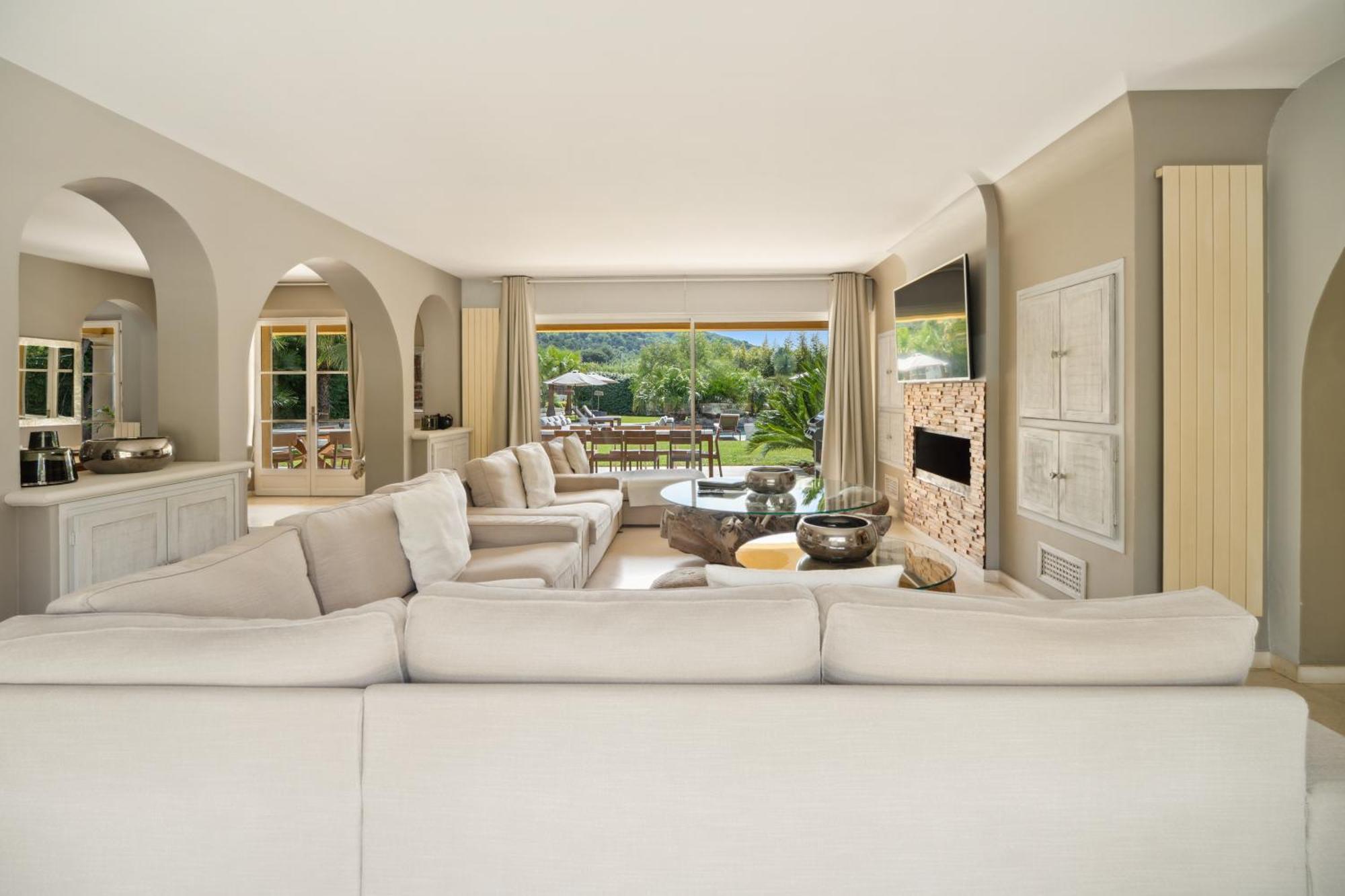 Grande Villa St-Tropez Area Avec Piscine Chauffee Gassin Luaran gambar